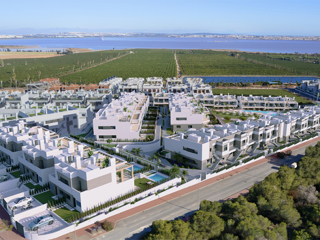 A residential complex in a privileged area near the Pink Lagoon of Torrevieja | 380.000 €